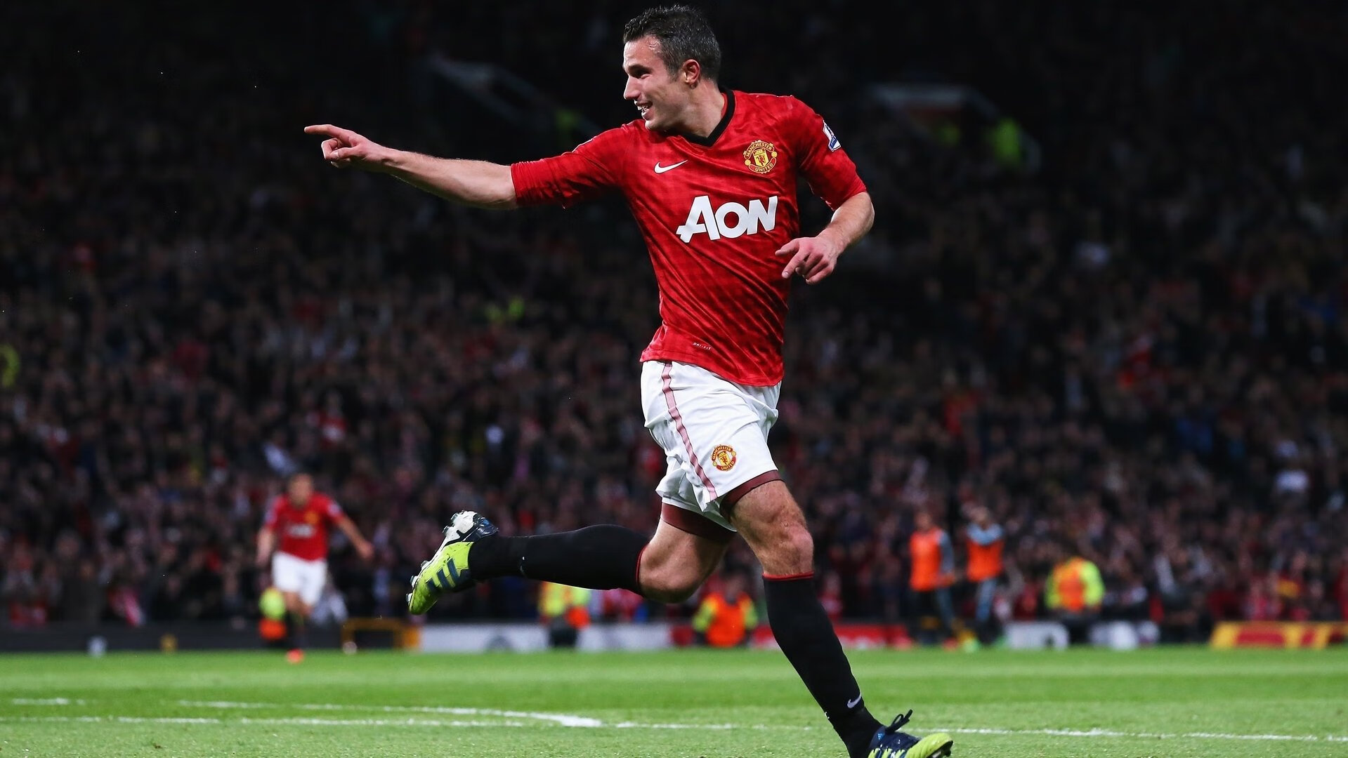 卡马文加,从突尼斯沙漠到伯纳乌王座,一场跨越三千公里的征服